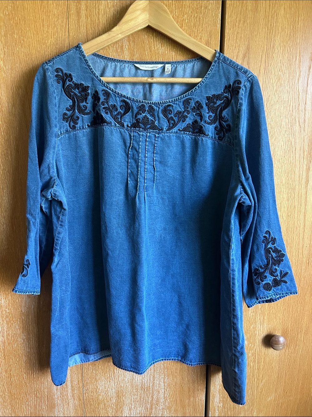 Sundance Embroidered Lightweight Denim 3/4 Sleeve Top